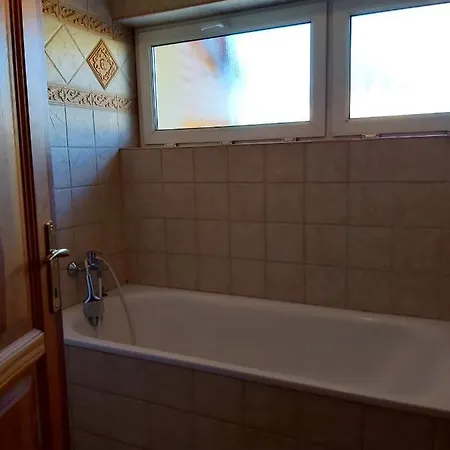 Katakunyho Apartment